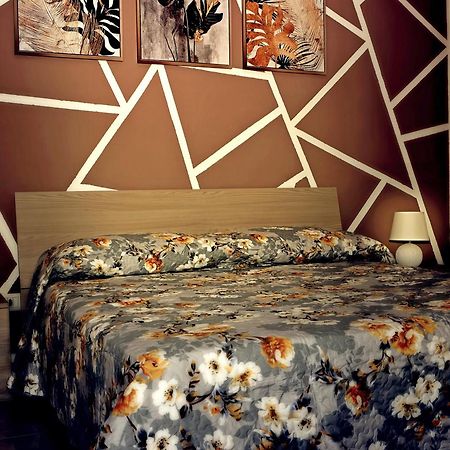 Da Giuseppe Apartments マツァーラ・デル・ヴァッロ エクステリア 写真